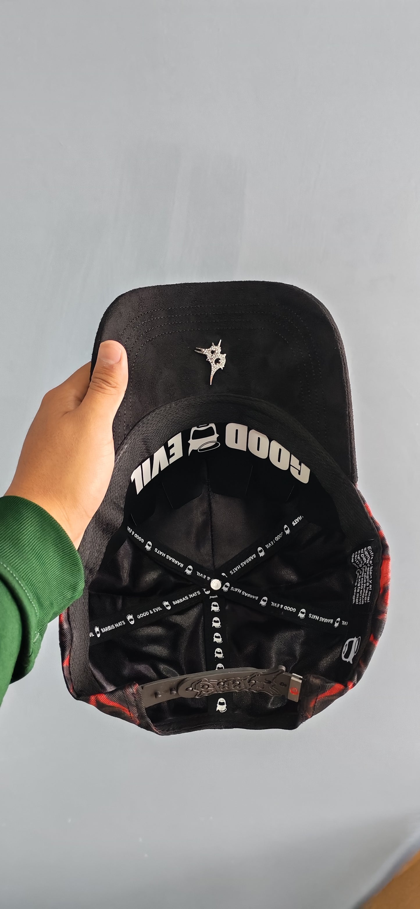 BORN CRAZY BARBAS HATS