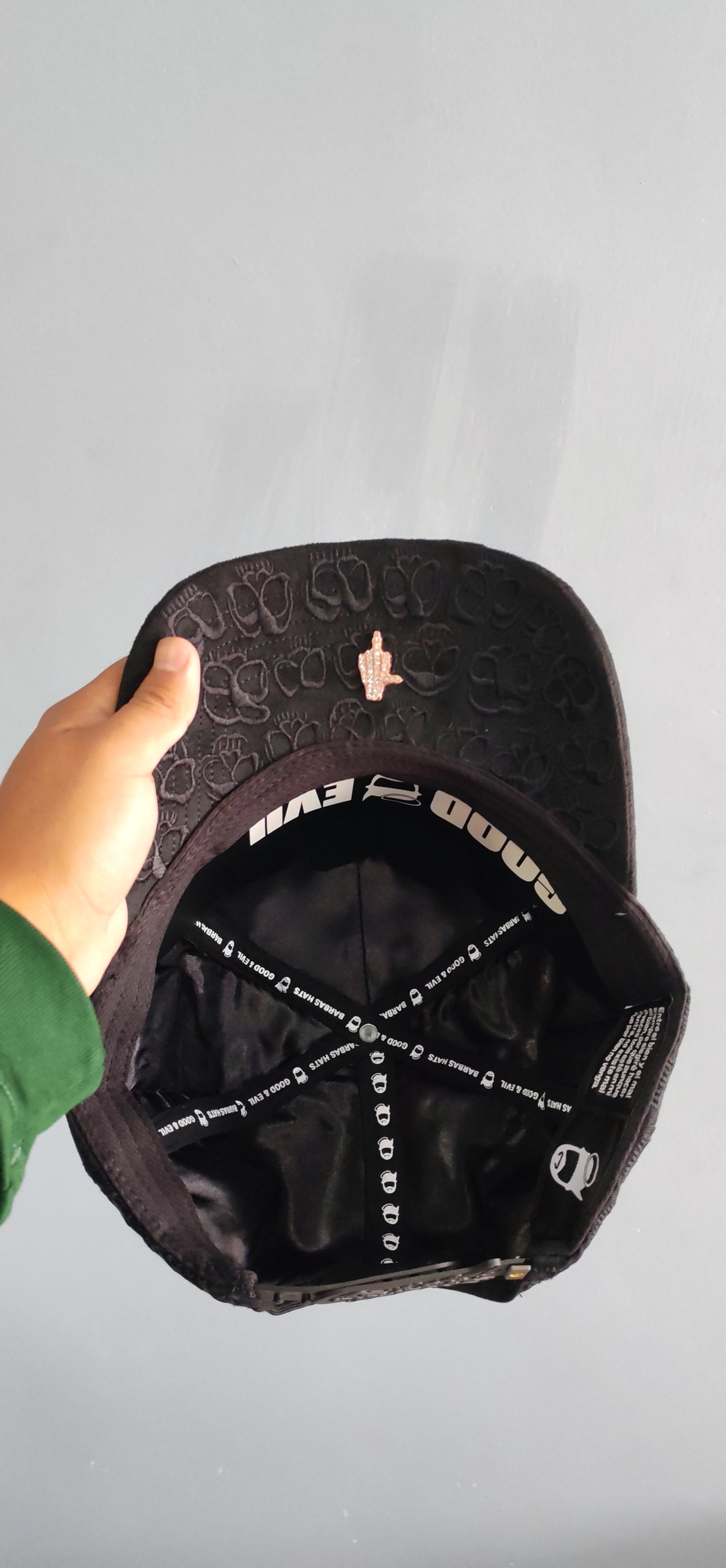 Barbas Hats BBB Hand Skull